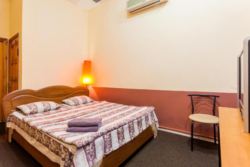 Guest House On Saksahanskoho Street Kiev Ngoại thất bức ảnh