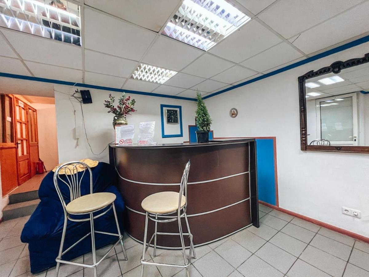 Guest House On Saksahanskoho Street Kiev Ngoại thất bức ảnh
