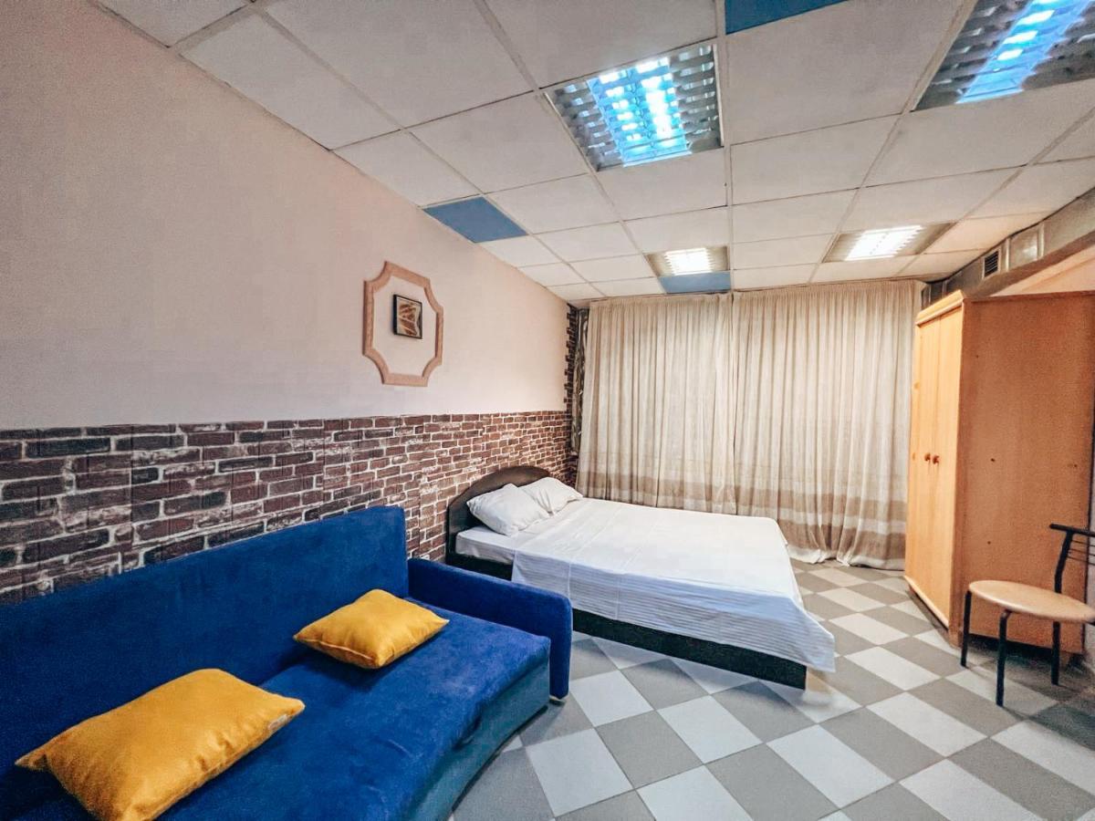 Guest House On Saksahanskoho Street Kiev Ngoại thất bức ảnh