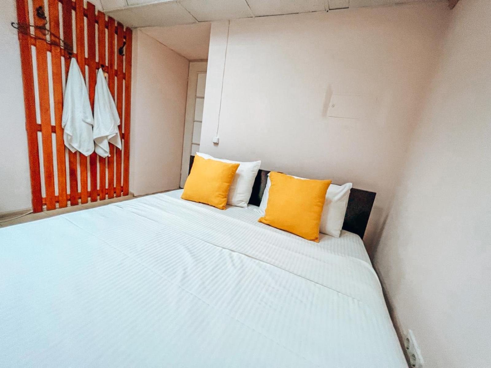 Guest House On Saksahanskoho Street Kiev Ngoại thất bức ảnh