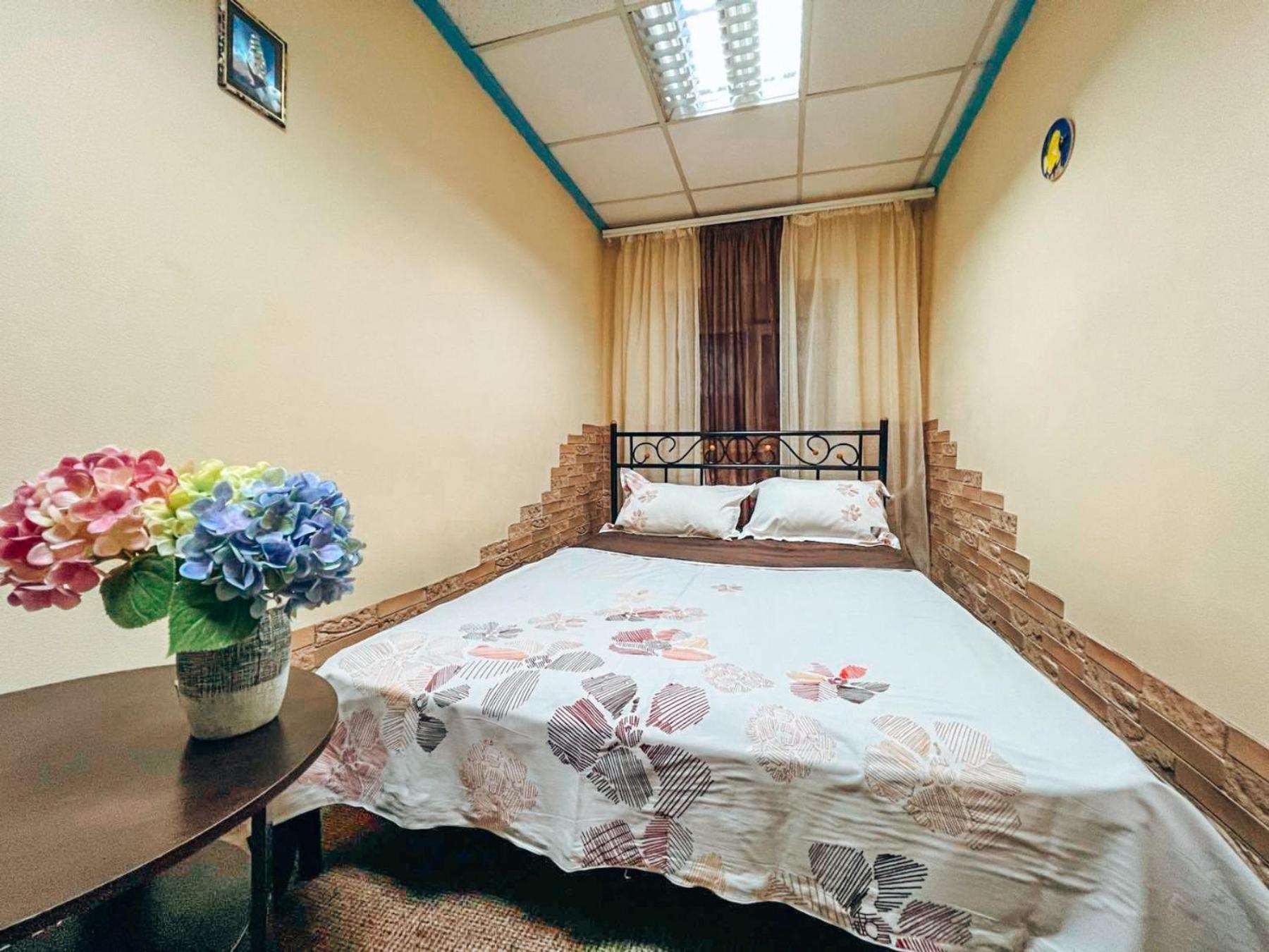 Guest House On Saksahanskoho Street Kiev Ngoại thất bức ảnh